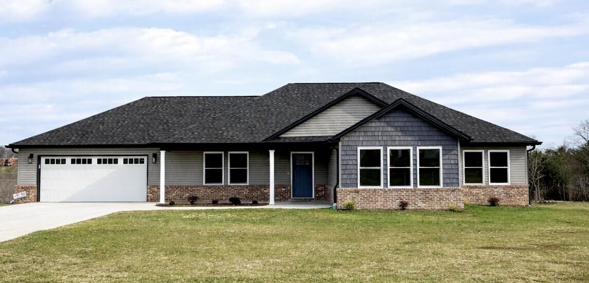 Property Photo: 101 Lone Oak Court KY 42503