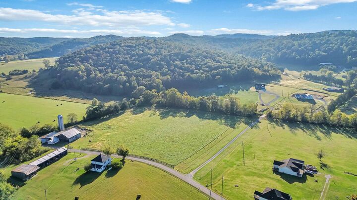 Property Photo: 1575 Blaze Valley Road KY 42501