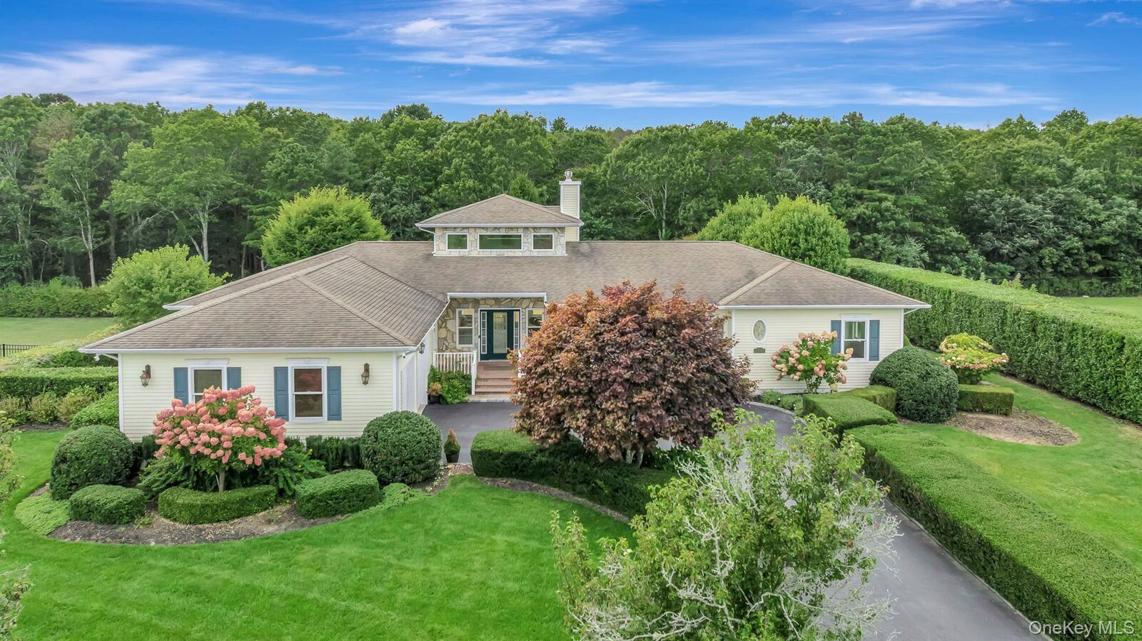 Property Photo:  32 Sycamore Drive  NY 11940 