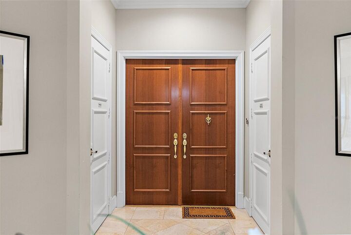Property Photo: 100 Beach Drive NE 301 FL 33701