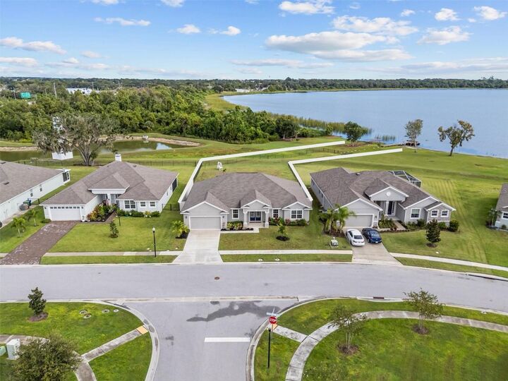 Property Photo:  521 Sanctuary Boulevard  FL 33881 