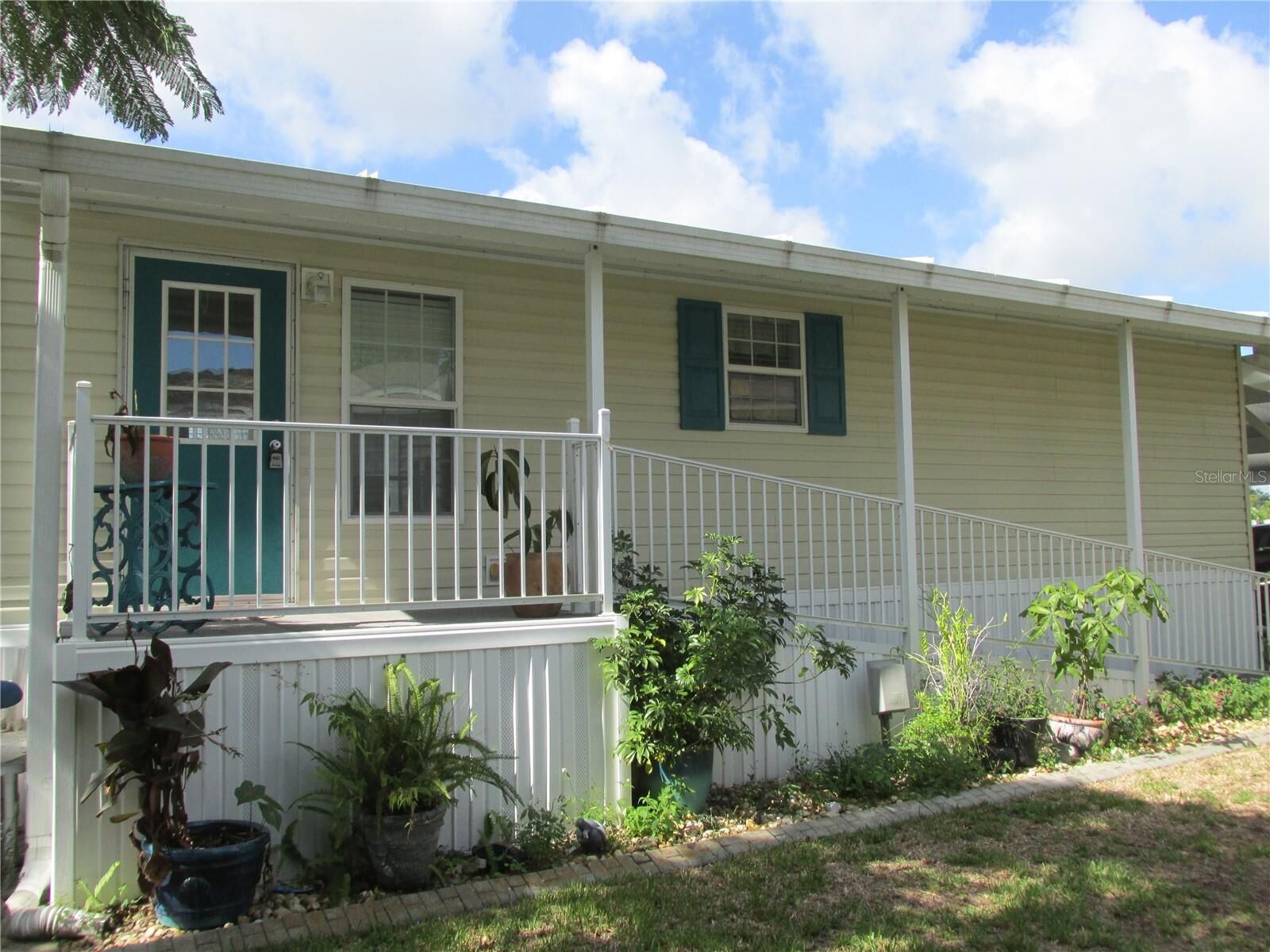 Property Photo:  45 Queen Of Waters Street  FL 33898 
