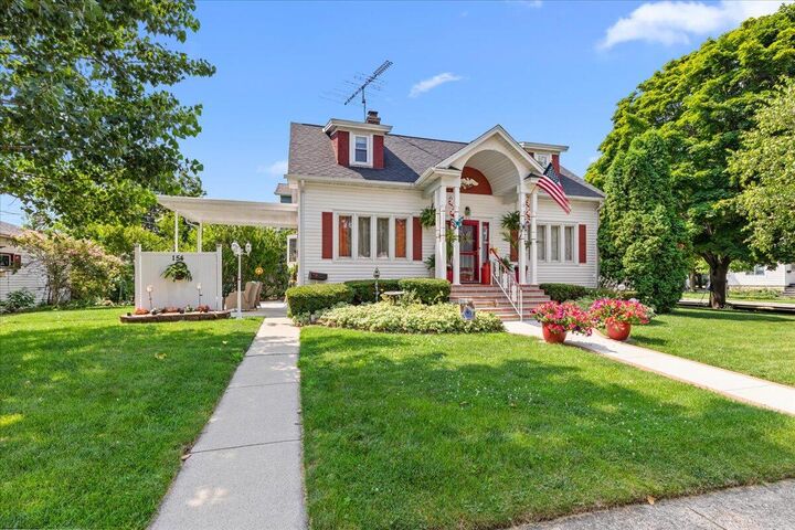 Property Photo:  154 Boyd St  WI 54935 