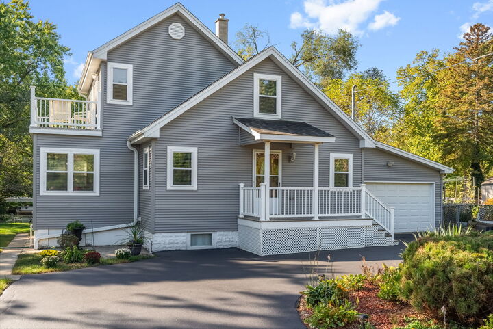 Property Photo: 21625 W Ravine Drive IL 60047