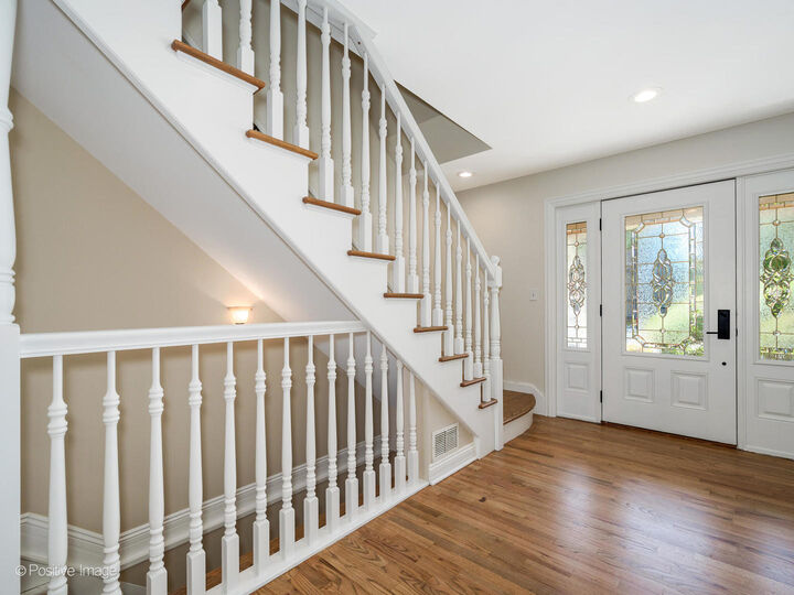 Property Photo: 314 W Wing Street IL 60005
