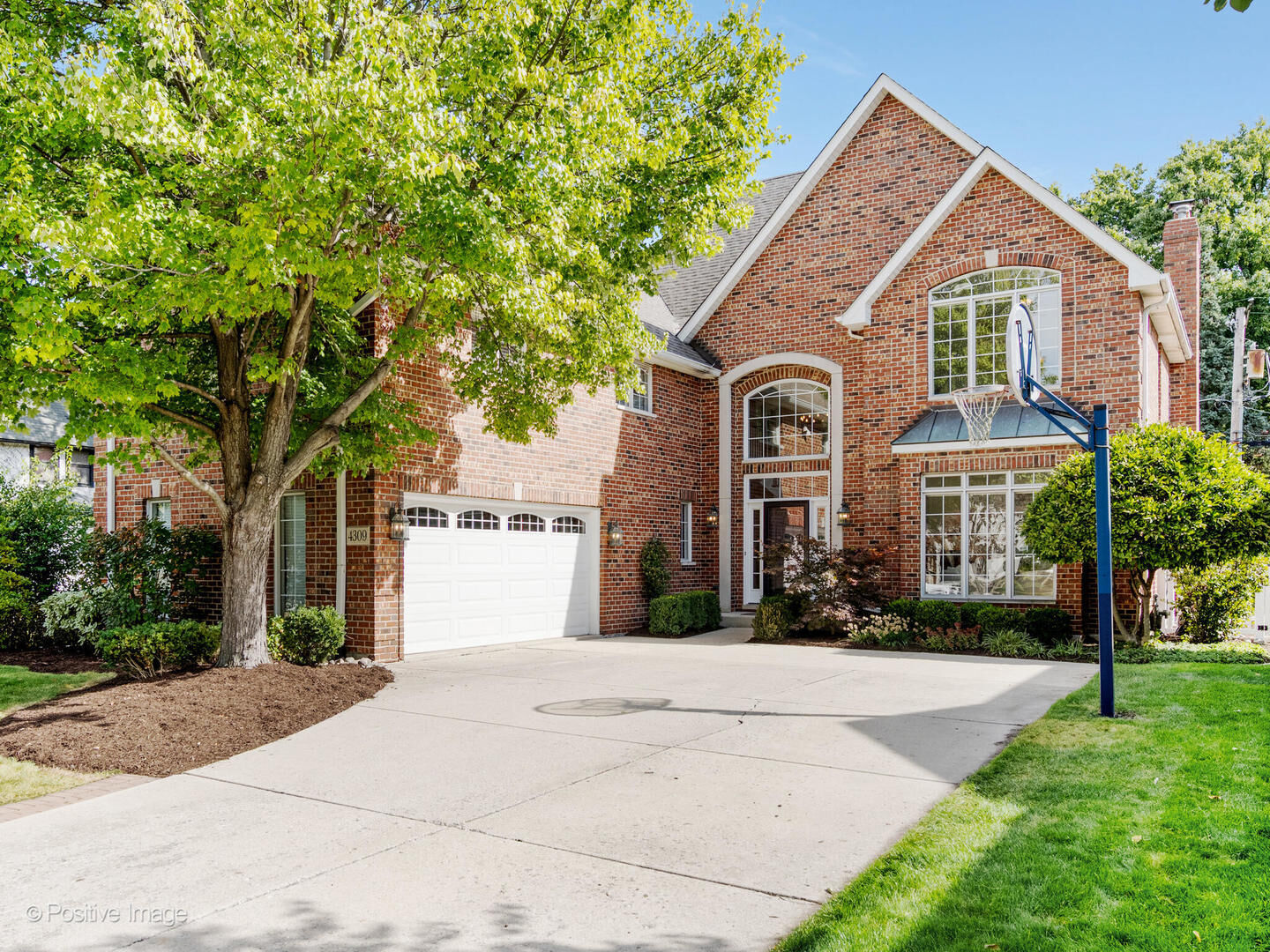 Property Photo:  4309 Lawn Avenue  IL 60558 