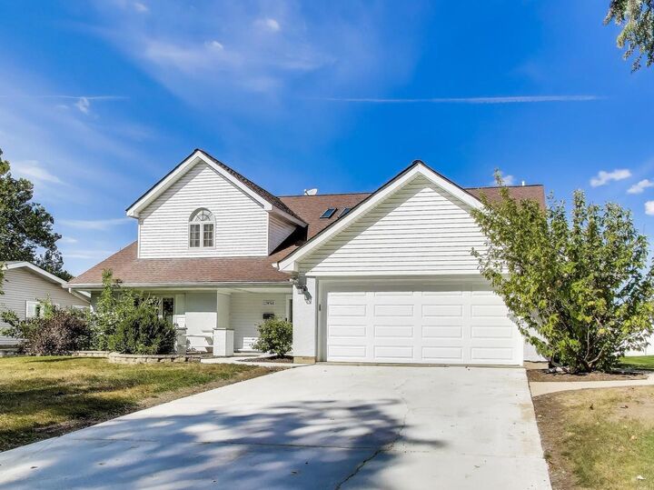 23W160 Woodcroft Drive  Glen Ellyn IL 60137 photo