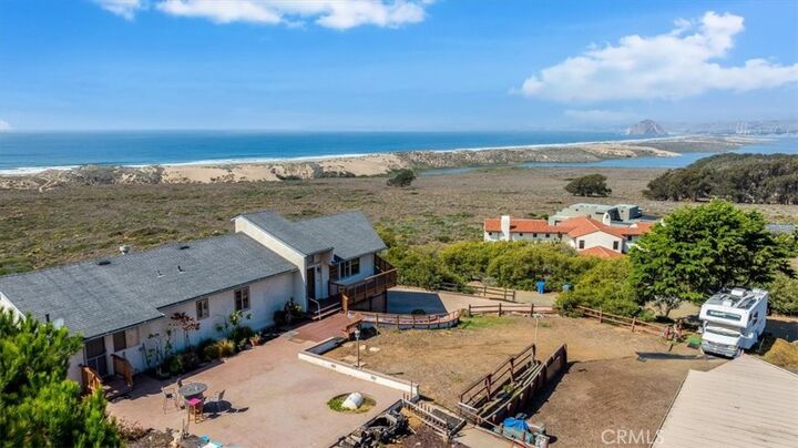 Property Photo:  85 Costa Azul  CA 93402 