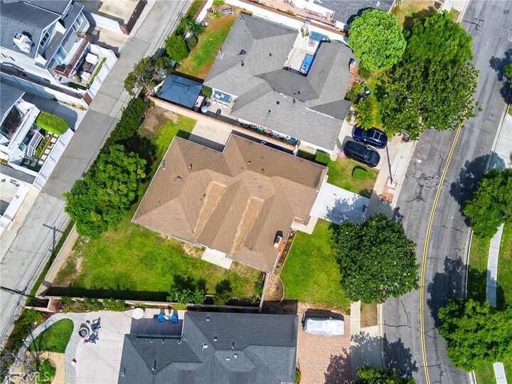 Property Photo:  20421 Tomlee Avenue  CA 90503 