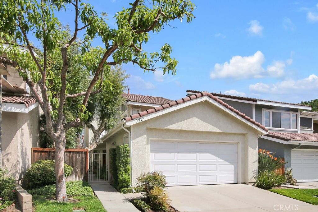 Property Photo:  2712 Hickory Place  CA 92835 