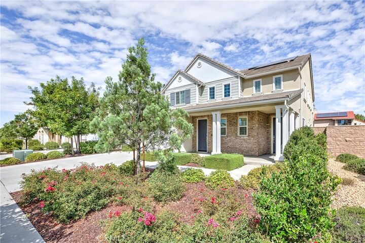 Property Photo:  1815 Montecito Ln  CA 92374