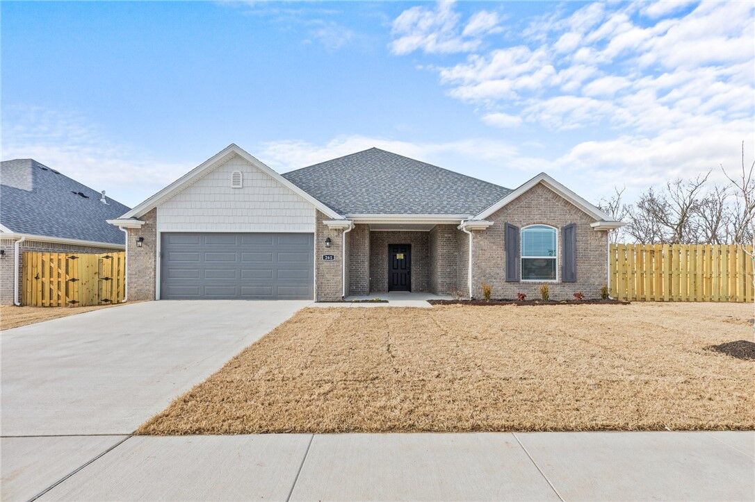 Property Photo:  1108 Harvest Avenue  AR 72745 