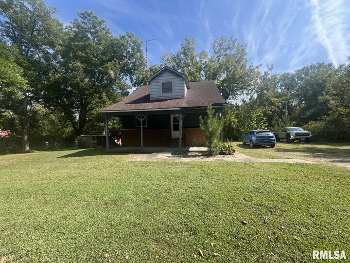 Property Photo:  1514 Russell Road  IL 62896