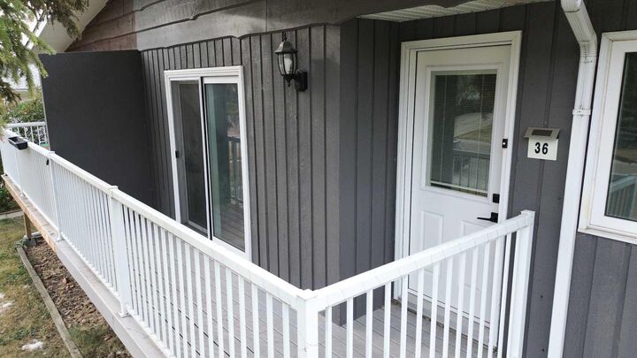 Property Photo:  36 Page Avenue  AB T4P 1J8 