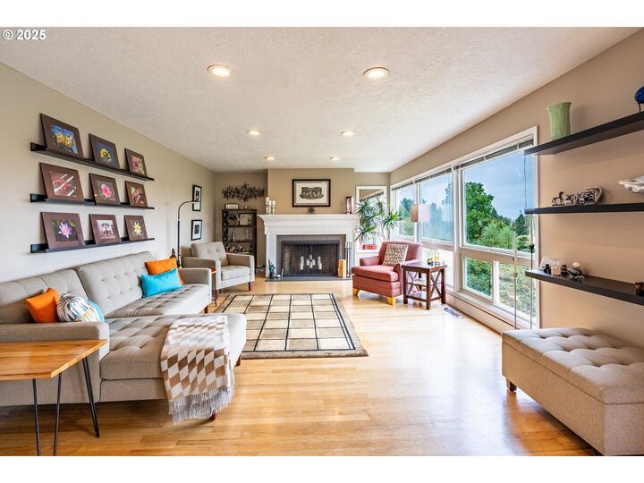 Property Photo: 8140 SW 2nd Ave OR 97219