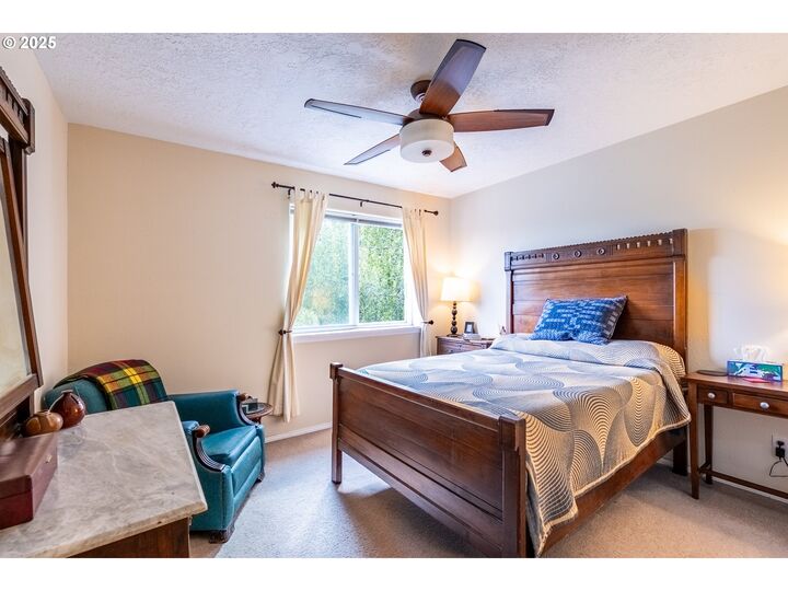 Property Photo: 8140 SW 2nd Ave OR 97219