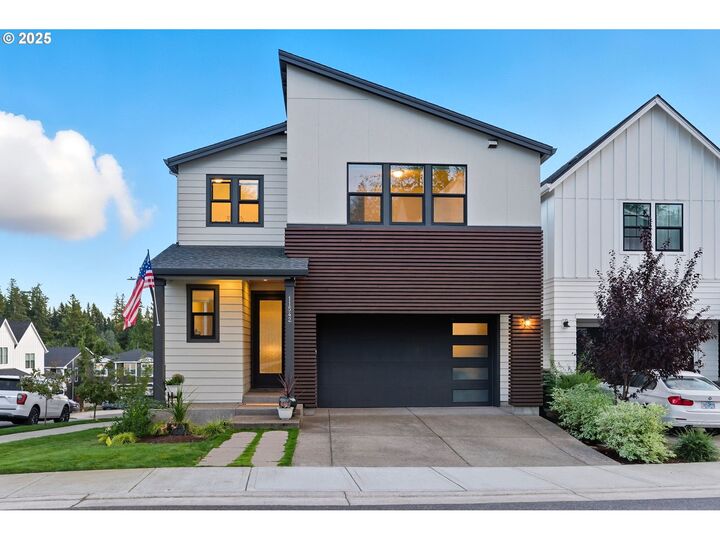 11542 NW Kearney St  Portland OR 97229 photo
