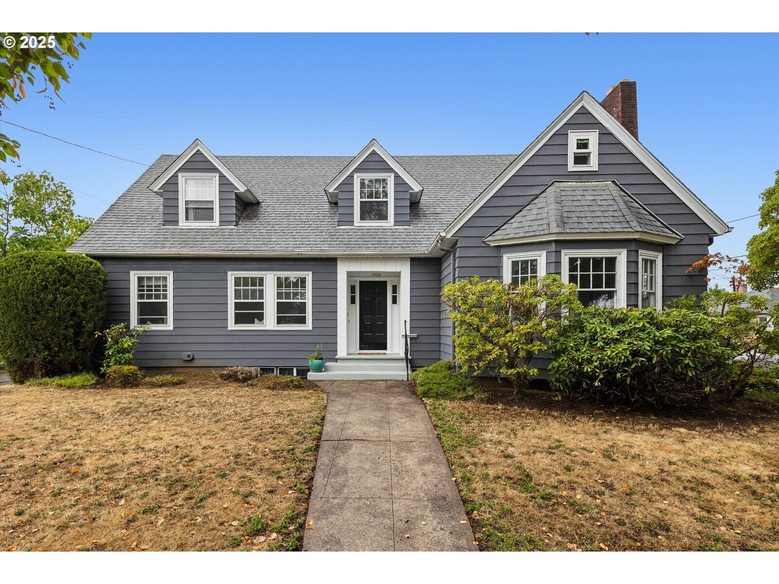 Property Photo:  7335 N Wall Ave  OR 97203 