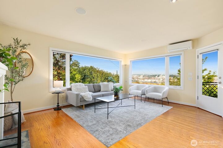 Property Photo:  3507 SW Hanford Street  WA 98126