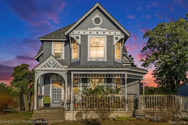 Property Photo:  428 East Street  MI 48307 
