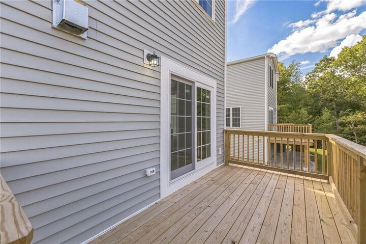 Property Photo:  3 Old County Village Way  RI 02917 