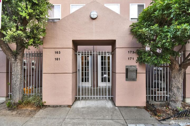 Property Photo:  163 Stoneridge Lane  CA 94134 