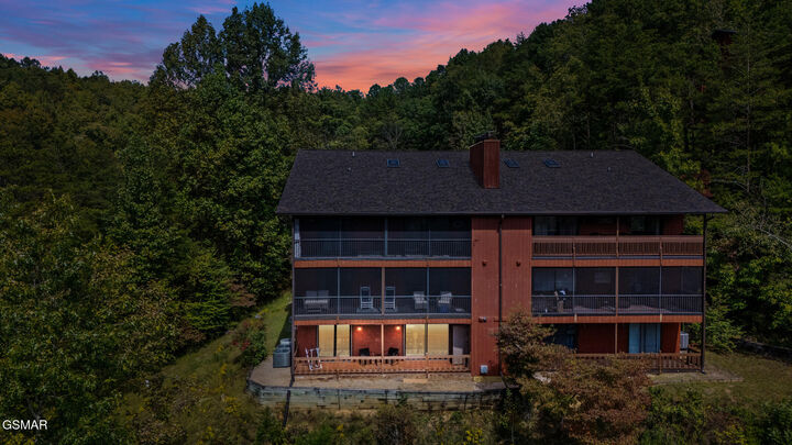 Property Photo: 429 Deer Path Lane TN 37738