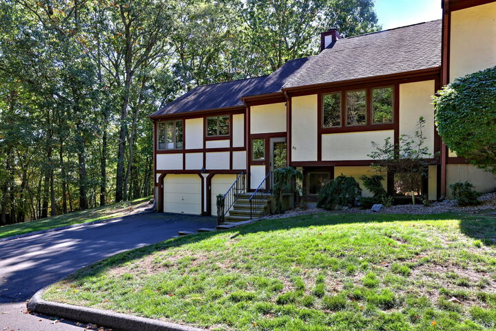 690 Forest Road 511  West Haven CT 06516 photo