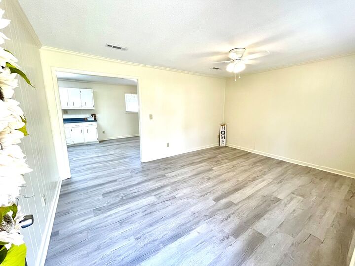 Property Photo: 2303 Debbie Drive AL 36303