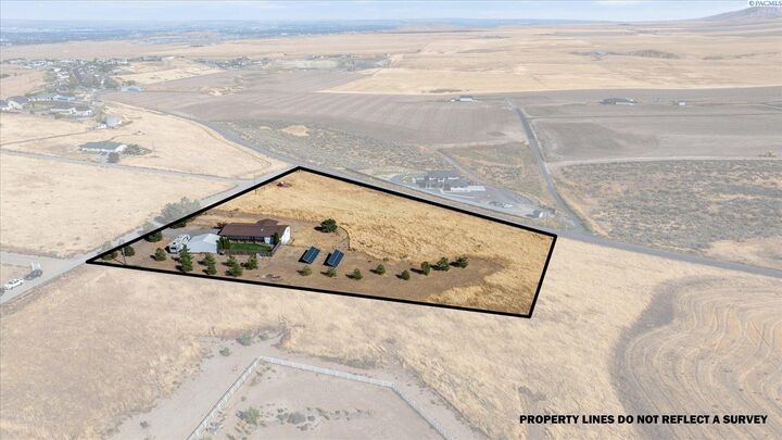 Property Photo:  97403 E 382 Pr SE  WA 99338 