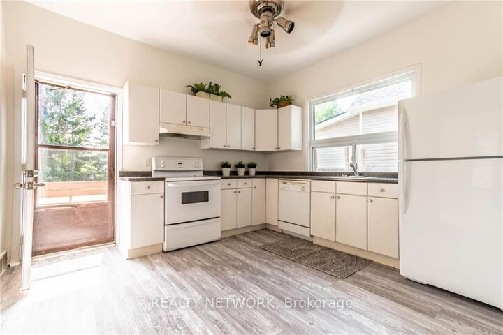 Property Photo: 5768 Summer Street ON L2G 1M2