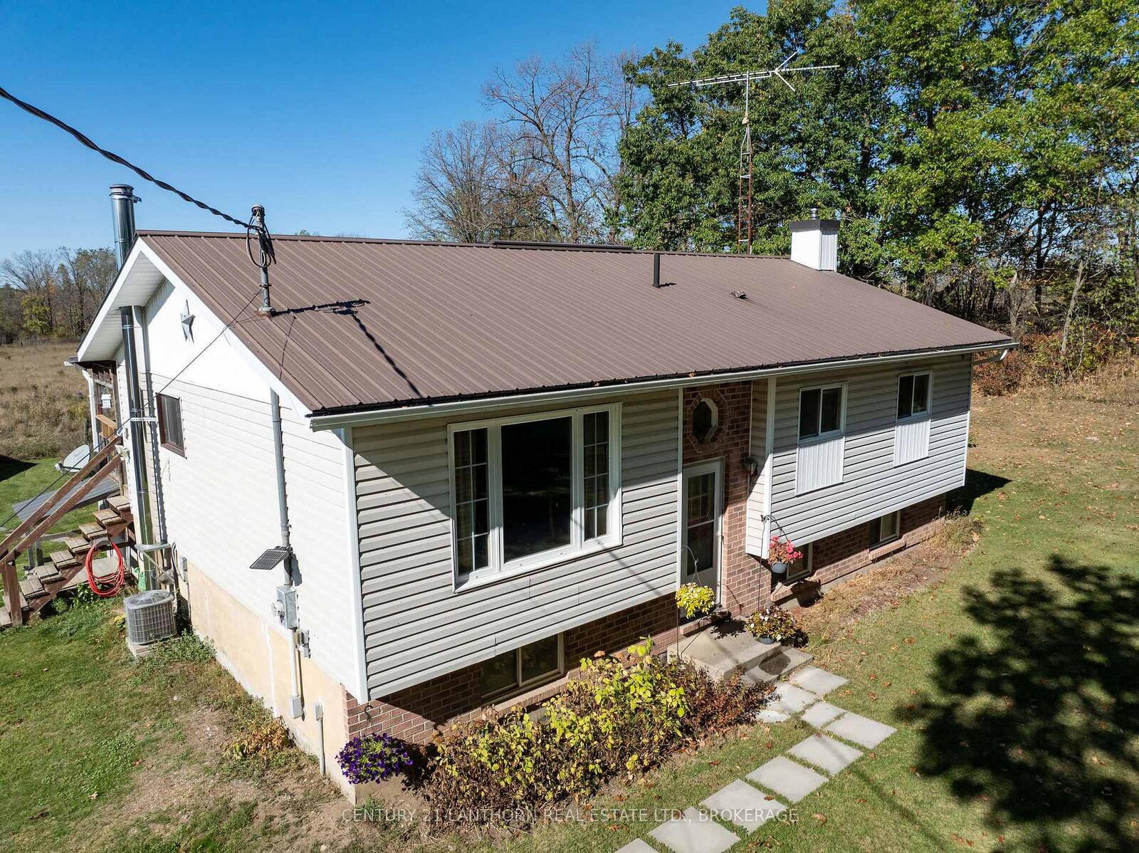 Property Photo:  895 Ninth Concession Road  ON K0K 1Z0