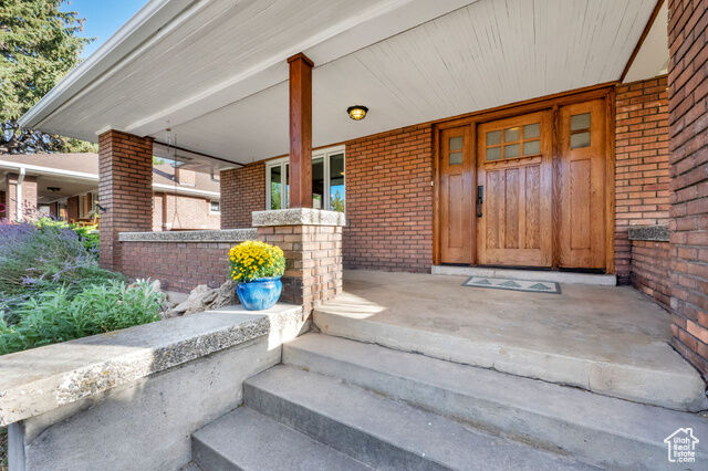 Property Photo:  1042 E Ramona Ave  UT 84105 