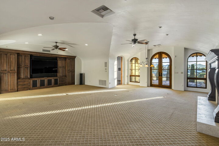 Property Photo: 9547 N 55th Street AZ 85253