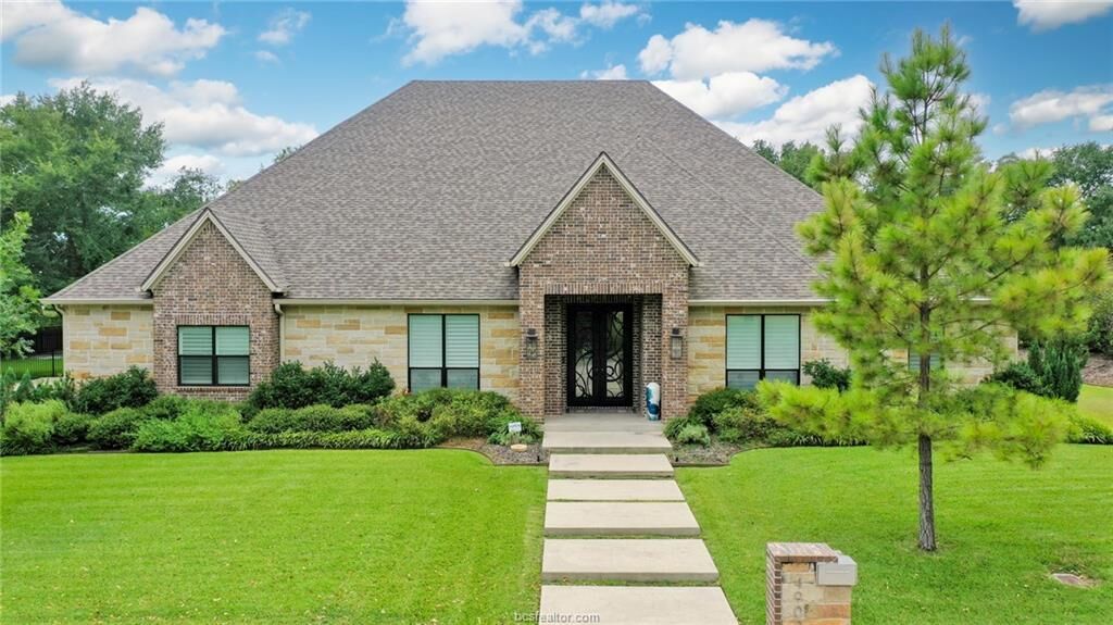 Property Photo:  4902 Augusta Circle  TX 77845 