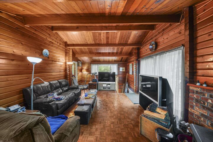 Property Photo:  10941 249 Street  BC V2W 1Z7 
