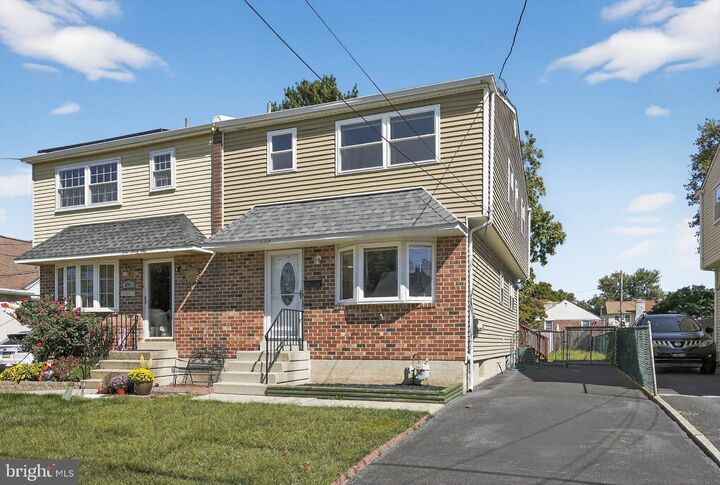 Property Photo: 533 Crotzer Avenue PA 19032