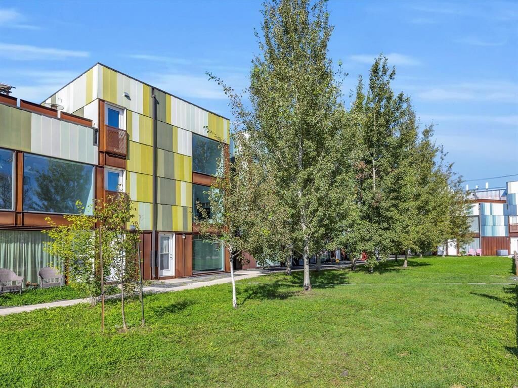 Property Photo:  791 Wall Street  MB R3G 2T6 