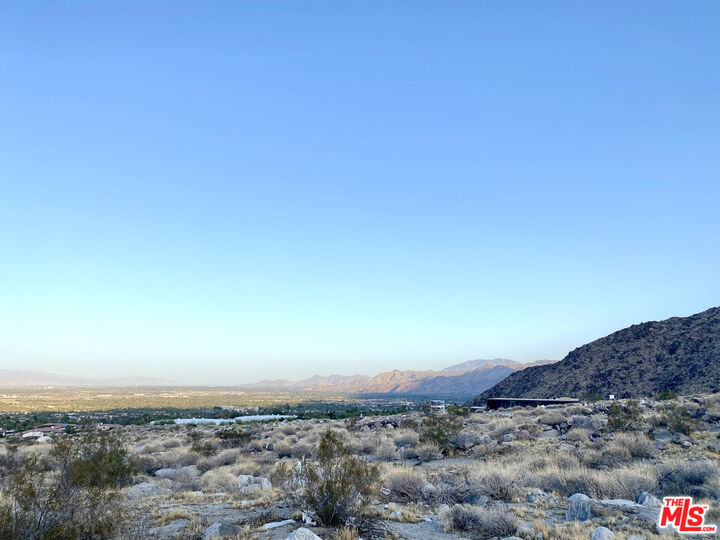 Property Photo: 2335 Winter Sun Dr CA 92262