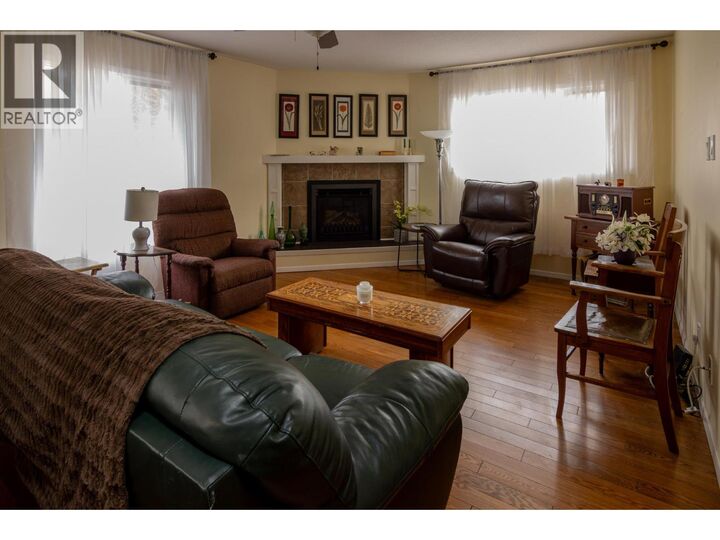 Property Photo:  2455 5th Avenue Northeast  BC V1E 1Y9 