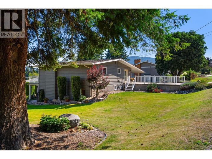 1801 2 Avenue Southeast  Salmon Arm BC V1E 1T8 photo