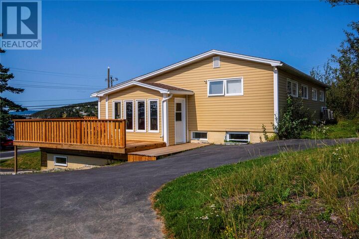 Property Photo:  58 Front Road  NL A0B 1P0 