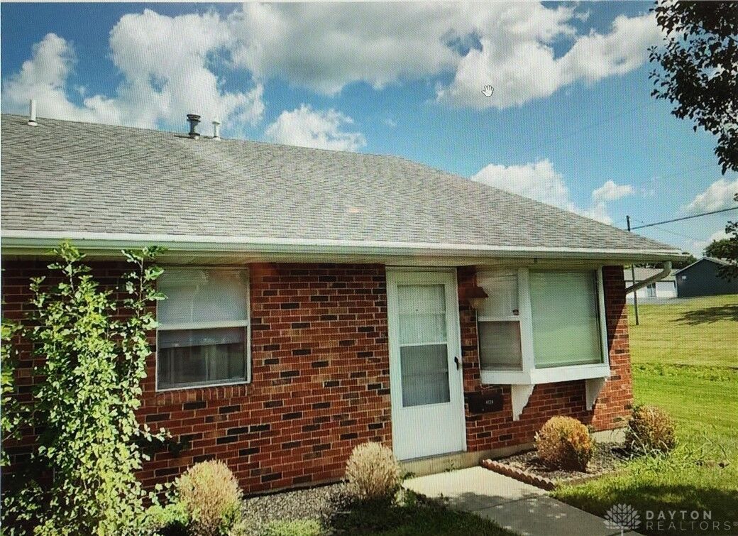 Property Photo:  4524 Ridgewood Road  OH 45503 