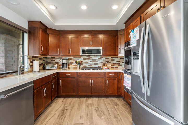 Property Photo:  120 Presidio Place  CA 92260 