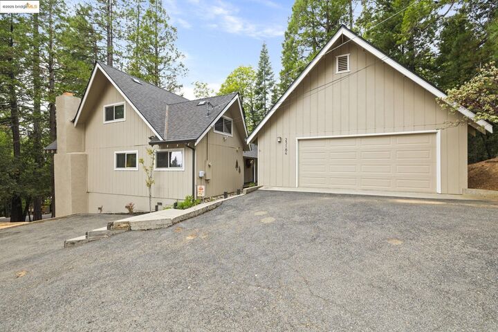 Property Photo: 23184 Middle Camp Rd CA 95383