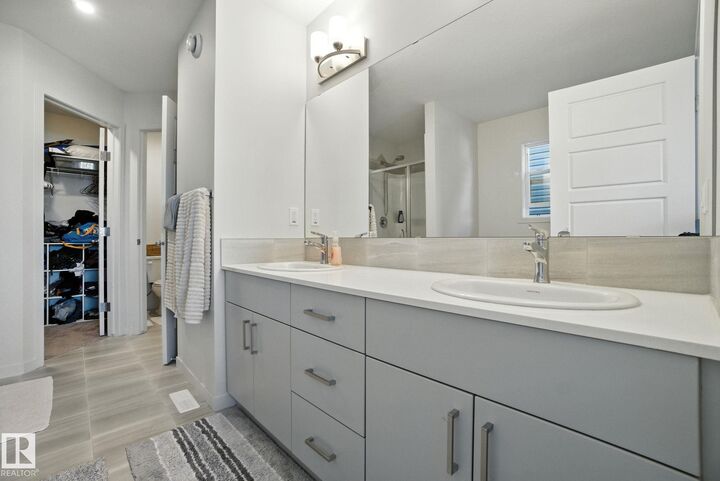 Property Photo: 22 Kiwyck Link AB T7X 3G7