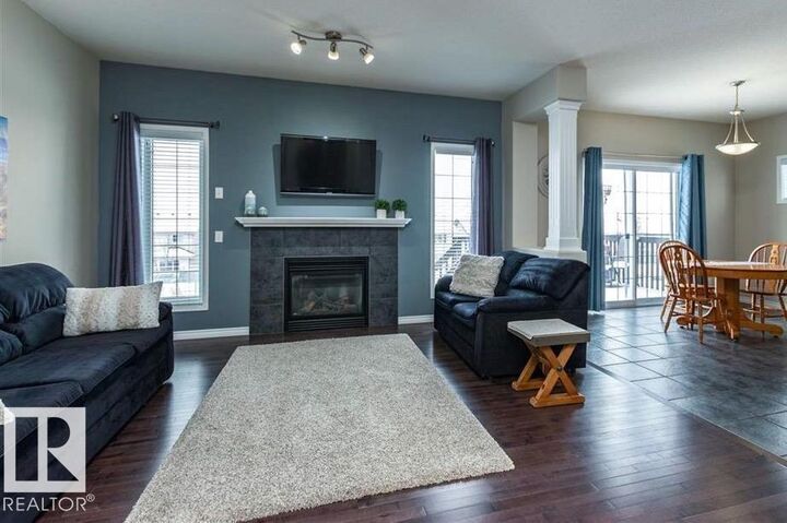 Property Photo:  38 Cascade Crescent  AB T8H 0L9 