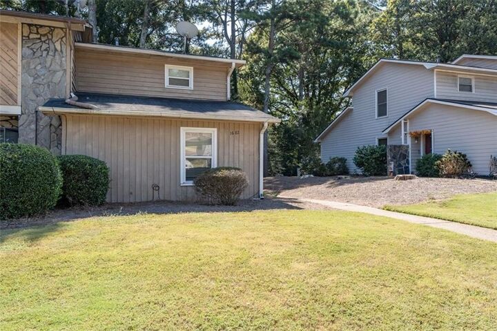 Property Photo: 1682 Wynndowne Trail GA 30080