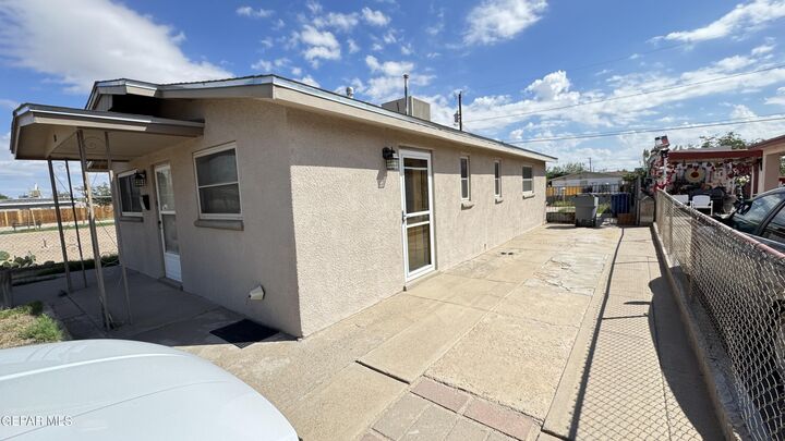 Property Photo: 708 Val Verde Street TX 79905