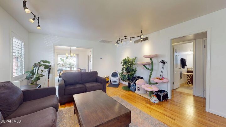 Property Photo: 1103 Madeline Drive TX 79902